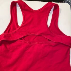 workout tank top